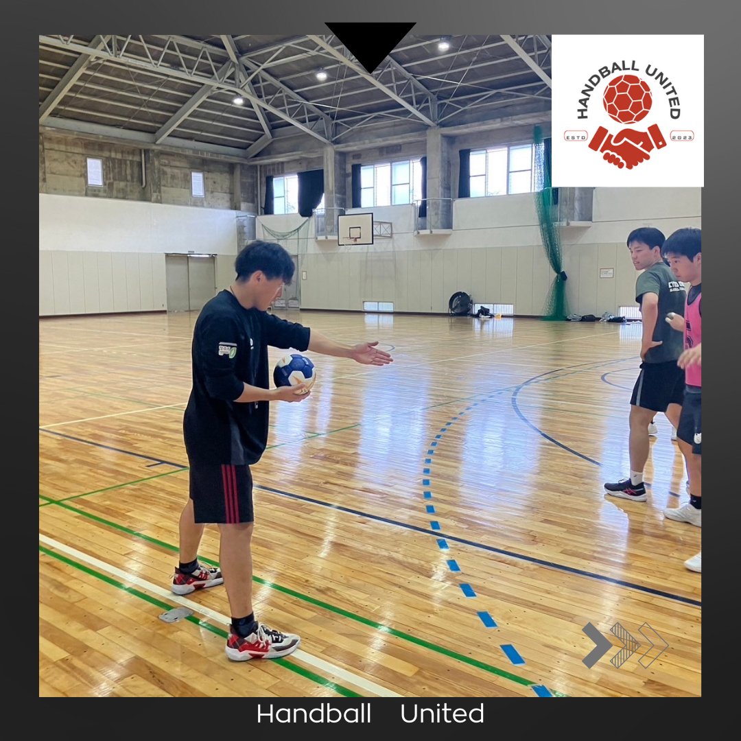 Drdokutaro's tweet photo. 先日、ハンドボール講習会マッチングサービス「Handball United」を通して、またひとつ講習会が実現いたしました。
ご依頼いただきました京都府立医科大学ハンドボール部様@Kyofuihand　
講師を務めていただいた冨永直斗様@naotourio
ありがとうございました！ https://t.co/XevNxWlRXH