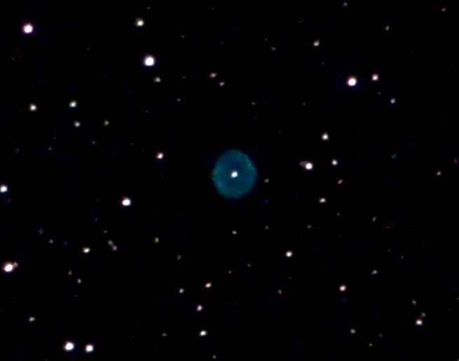 abbybeall's tweet photo. found the oyster nebulae through my telescope last night and it’s now my favourite! a dying star shedding its outer layers https://t.co/YJHHX30R55