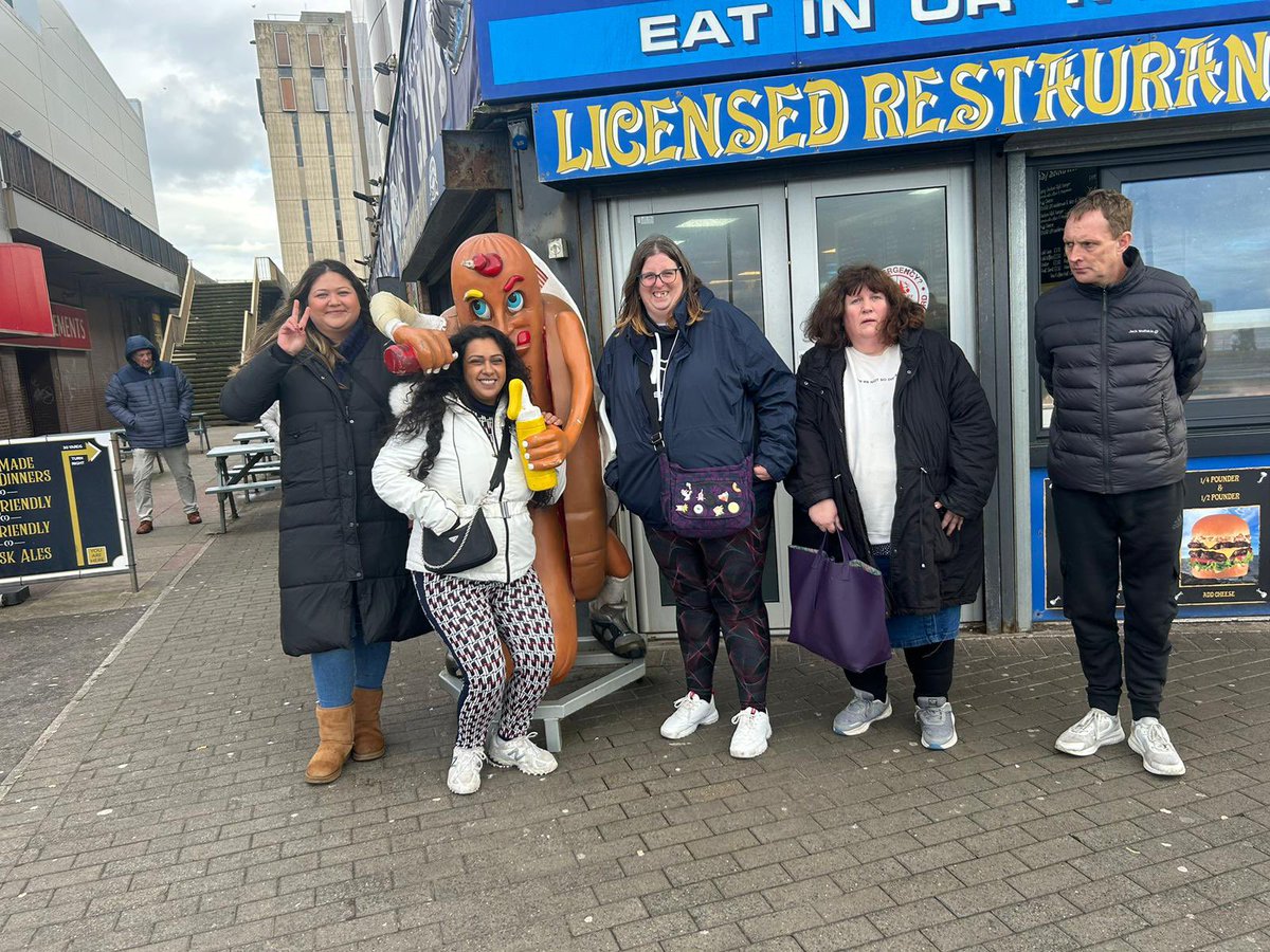 CenturyHouseSIS's tweet photo. Century house individuals we support had a fun pact day out in Blackpool going the arcades, playing bingo and enjoyed some tasty treats #blackpool #fundayout https://t.co/D4JFknhPPh