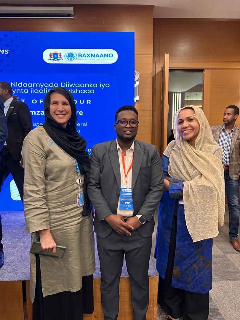 SRCorganization's tweet photo. Our program coordinator Representing @SRCorganization today He Attended the Launching ceremony social protection System unified social Registry Baxnaano Delivery system

On the other hand, he had a fruitful meeting with the Country Director of @unicefsomalia  &amp; Deputy @WFPSomalia https://t.co/SdmS6pqoRd