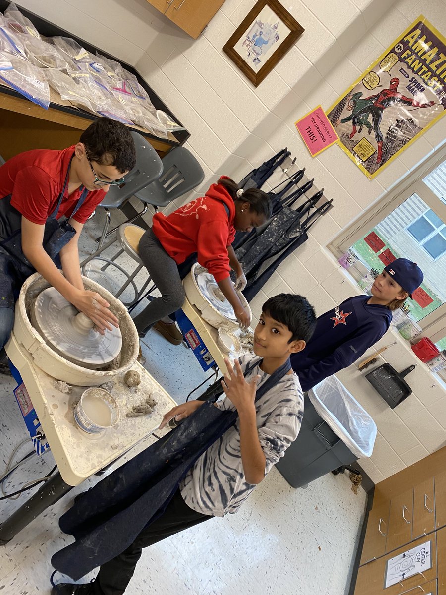 Sean and Mercedes being coached by Rohan and Ryan! Excellent teamwork on the wheel!  ⁦<a href="/BAM_MS_Official/">Brambleton Middle</a>⁩ ⁦<a href="/LCPSOfficial/">LCPS News</a>⁩