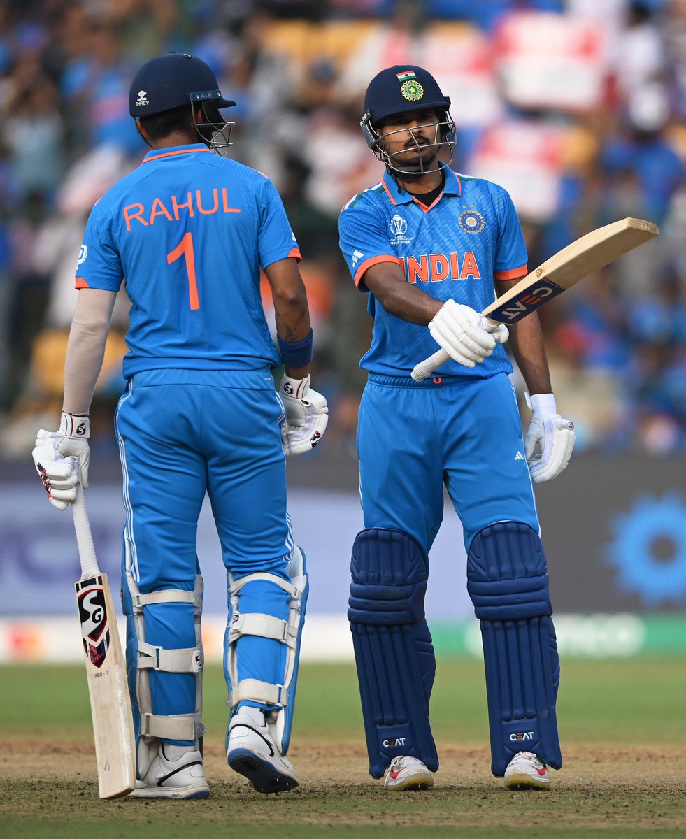 cricket4six's tweet photo. @BCCI Rohit - 61(54)
Gill - 51(32)
Kohli - 51(56)
Iyer - 128*(94)
Rahul - 102(64)

A treat for Indian fans at Chinnaswamy, posted 410 for 4 from 50 overs against Netherlands.
@imVkohli @klrahul @ShubmanGill @ImRo45 
#klrahul #shreyashiyer #viratkohli #RohitSharma #ShubmanGill https://t.co/WcvtuirH3t