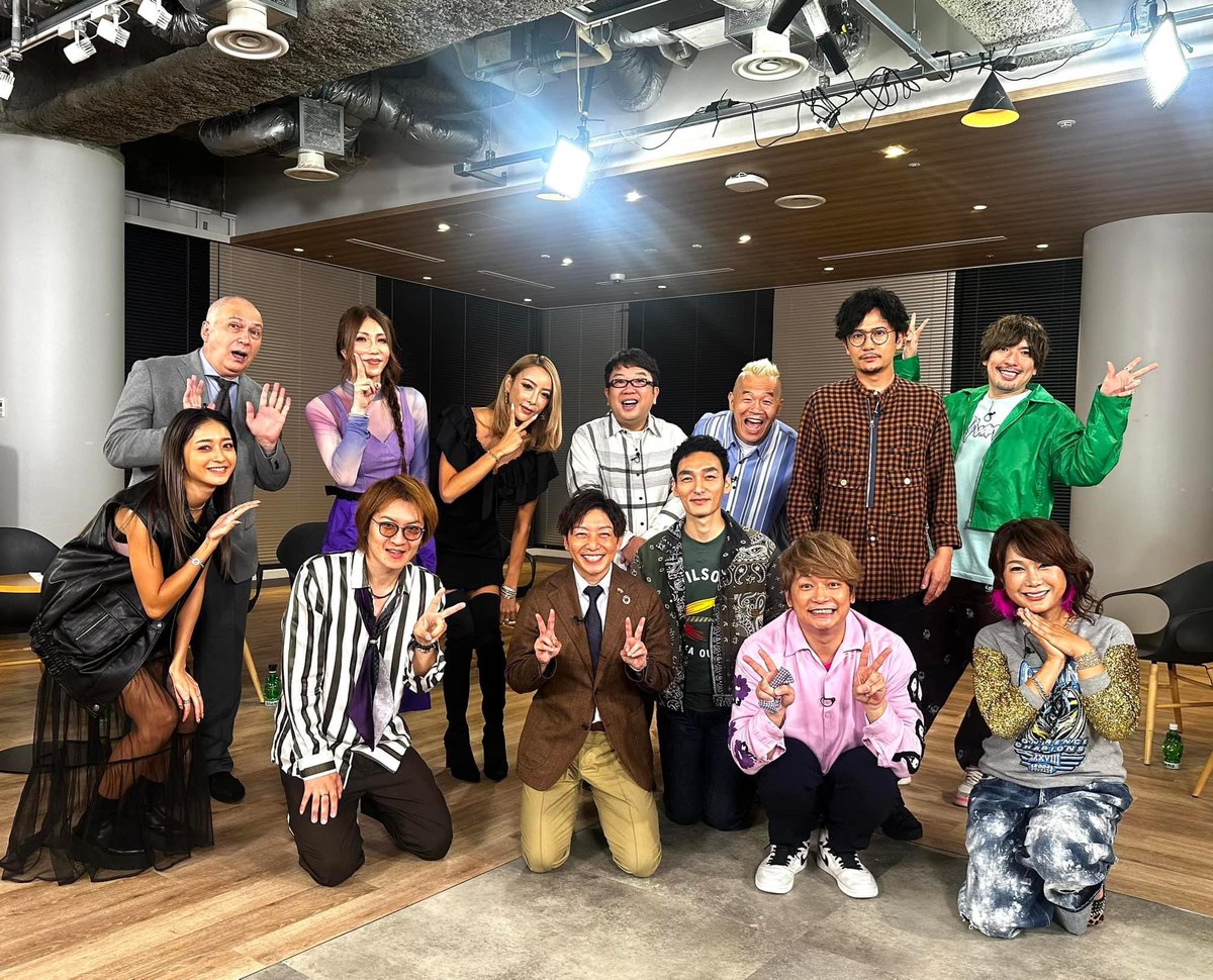 【ななにー　地下ABEMA】
LGBTQを考えよう出演中
素敵な出逢いに感謝＾＾
abema.app/fNVn

#ABEMA
#香取慎吾
#草彅剛
#稲垣吾郎
#LGBTQ
#LGBT
#LGBTテレビ
#LGBT講演
#講演LGBT
#人権講演講師
#LGBT講演
#トランスジェンダー講演
#タレント
#メディア人権
#LGBTタレント
#LGBT文化人
#文化人