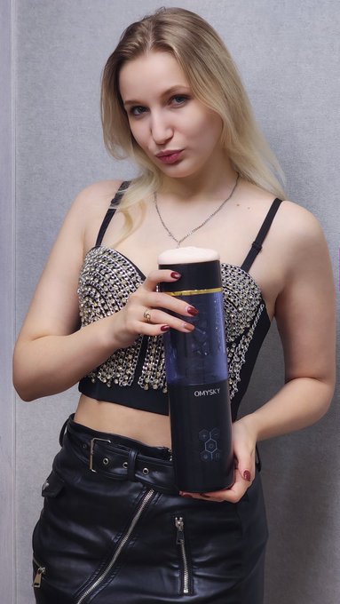 Hello everybody! 😁 Recently, the company "bestvibe" gave us a very cool toy, called "storm cup"! 😍 We<a href="/tag/xhamster"class="tags"><span>#xhamster</span></a>