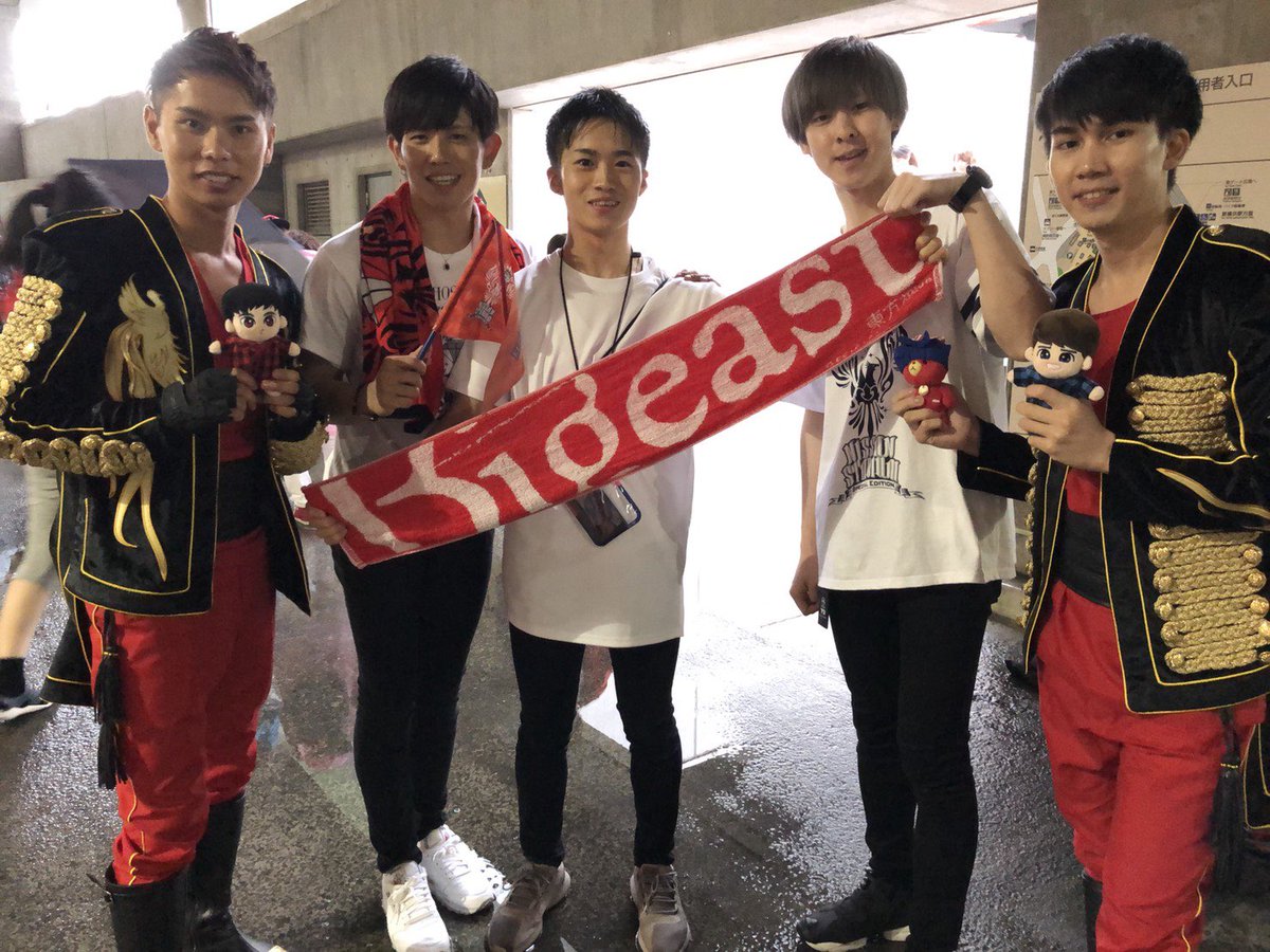 tkmirror2618's tweet photo. #東方神起
#tvxq 
 #ビギイベ
#WHITE_GARDEN 
#Bigeast 
#동방신기
@TVXQ 
一生忘れられない思い出ができた今日のビギイベ…感動しすぎて記憶があやふやだけど、2人に言ってもらったかっこいいとT！は忘れない😭😭😭
また次のライブで会いに行くね！
ありがとう東方神起、ありがとう神戸！ https://t.co/WXiKvryZqN