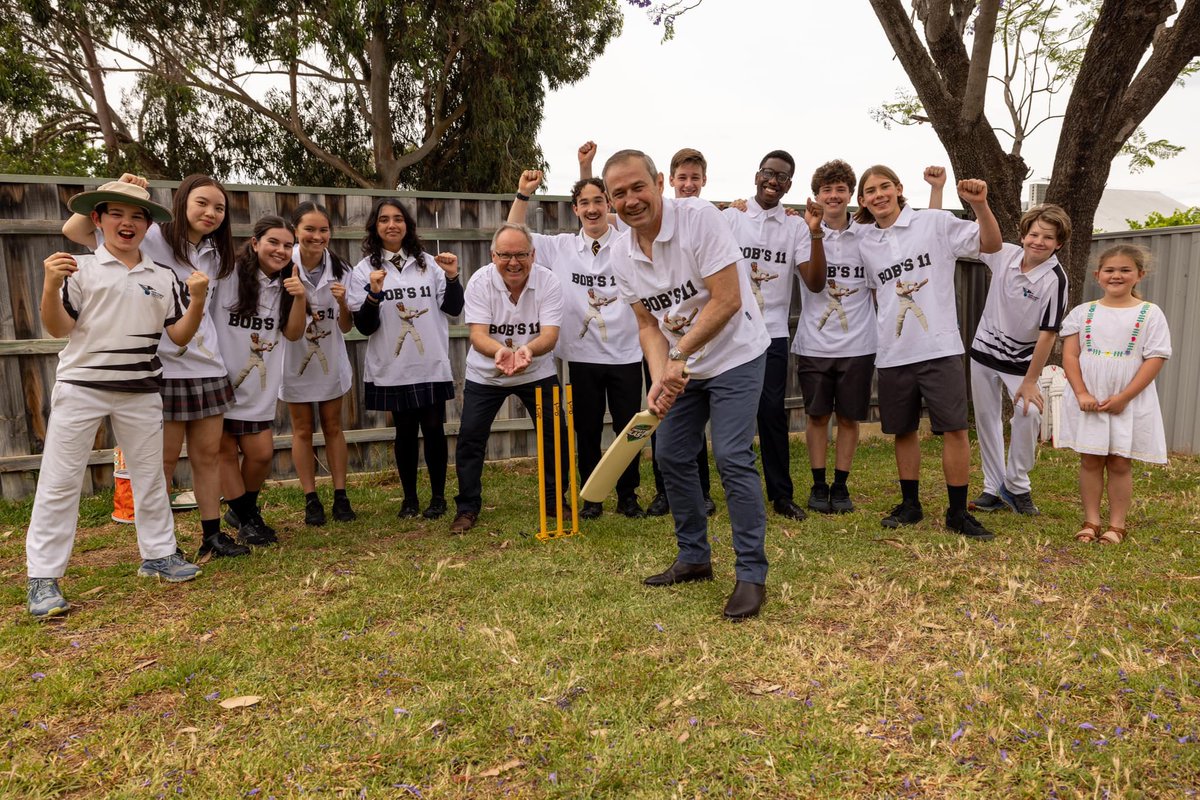 Great to be at this event today with the WA Premier <a href="/RogerCookMLA/">Roger Cook</a>, <a href="/TemplemanMLA/">David Templeman</a> and students from Bob Hawke College and Perth Modern School playing cricket in the backyard of the West Leederville house Bob Hawke grew up in, which was today handed to the National Trust of WA.