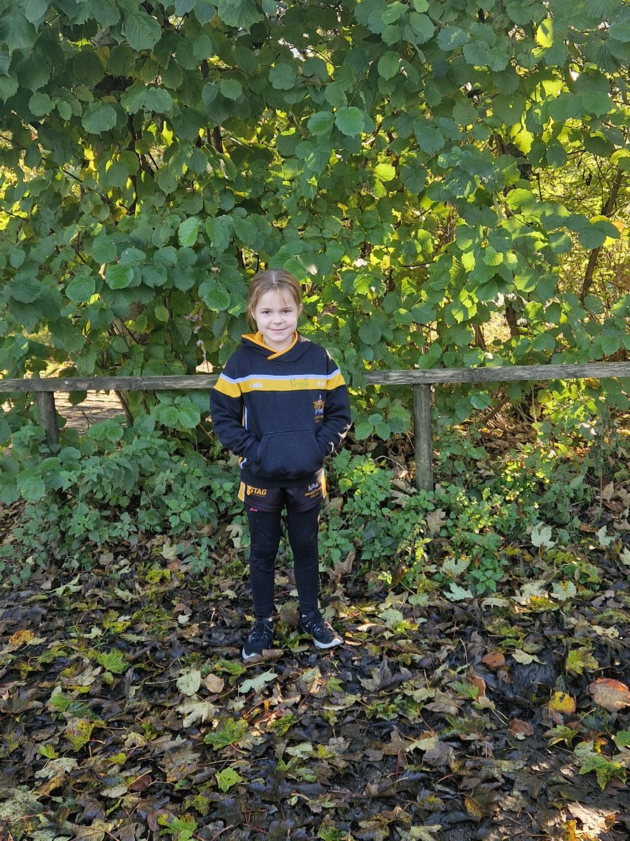 SarahWr41242452's tweet photo. Super proud of Jack and Emily, who ran 5k on Saturday to raise money for Emily's Rugby team. Jack didn't have to do it, but chose to do it in support of Emily and the U9's team 👏 🖤💛 @Drigrugby @Tong_School @eas https://t.co/zKoHHbtLpS