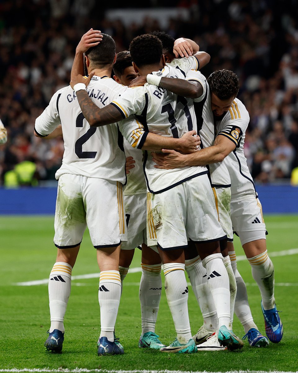 realmadriden's tweet photo. 🤗 𝐇𝐚𝐩𝐩𝐲 𝐒𝐮𝐧𝐝𝐚𝐲, #𝐌𝐚𝐝𝐫𝐢𝐝𝐢𝐬𝐭𝐚𝐬! 🤗 https://t.co/7v9oeUfciQ