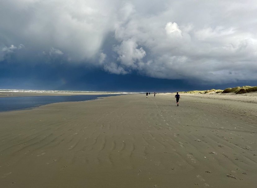pet13131's tweet photo. #devilstrailschiermonnikoog https://t.co/UWEwq6aZvd