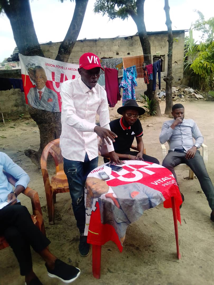 JonathanKa36211's tweet photo. UNC-MPN, Mobilisation et Propagande Nationale
Samedi, le 11/11/2023, le candidat conseiller communal/Makala #Piex #LUMBU était dans le quartier Malala pour échanger avec sa base.
#FN,Force Numérique MPN-UNC https://t.co/nNeWliJC5m