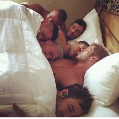 Alexefu23's tweet photo. #NuevaFotoDePerfil https://t.co/7JqdJgyscS