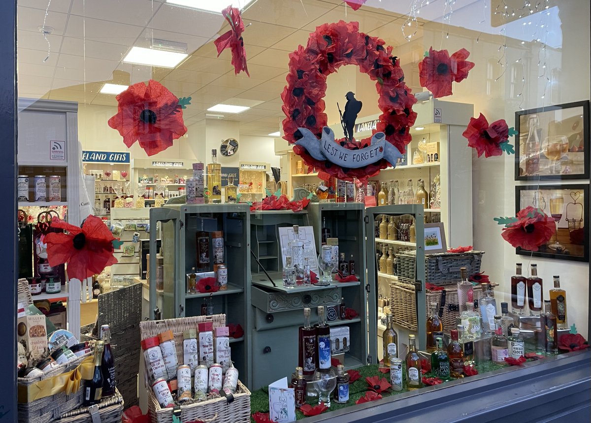 Carlisle lit in tribute for Remembrance Day over the last week. A very moving spectacle in the 'Great Border City'.
#Carlisle #RemembranceDay <a href="/DiscoverCarlisl/">DiscoverCarlisle</a> <a href="/LakelandArtisan/">Lakeland Artisan | Herdwick Distillery | Mawson's</a>