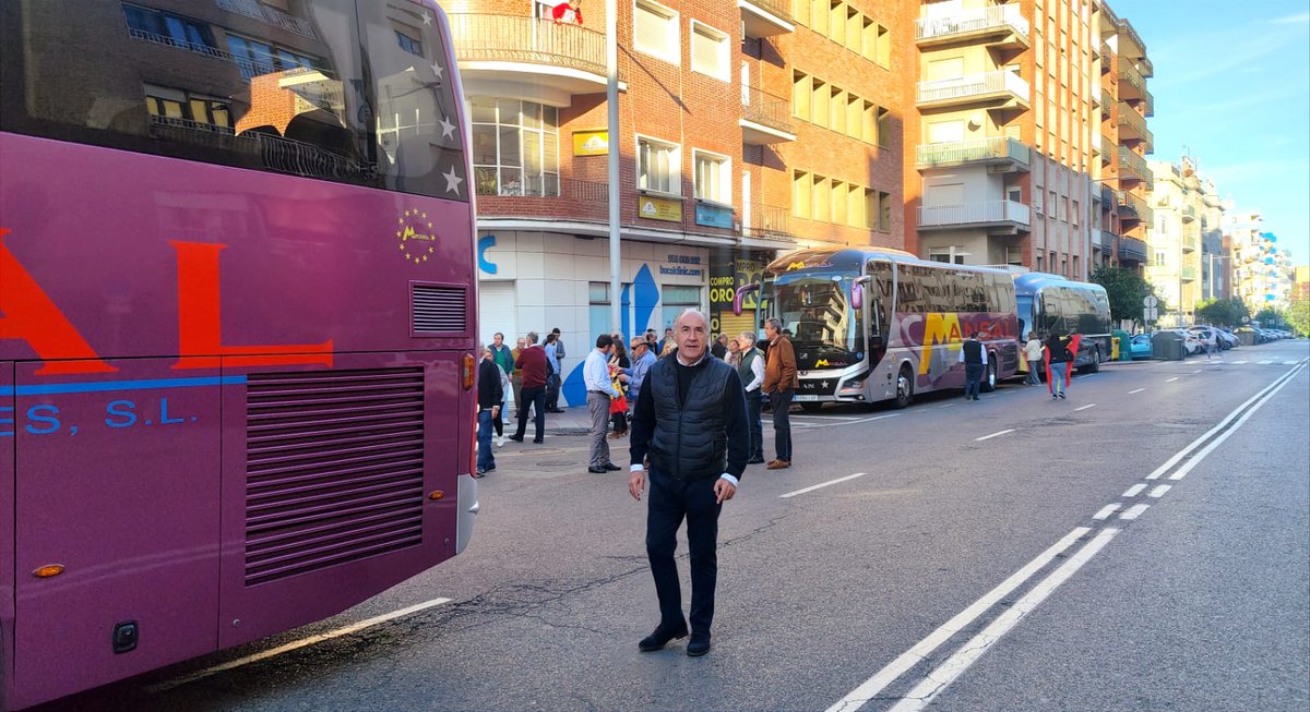 ppalgeciras's tweet image. Algeciras inicia su camino a Cádiz para luchar por la igualdad de los españoles.