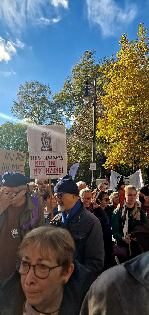 JerseyPSC's tweet photo. 2.🧵
This is what ❤️ looks like in action!
#CeasefireInGazaNOW
#FreePalestine
#AllOutForPalestine
#HumanityRises https://t.co/QDLbsyxicf