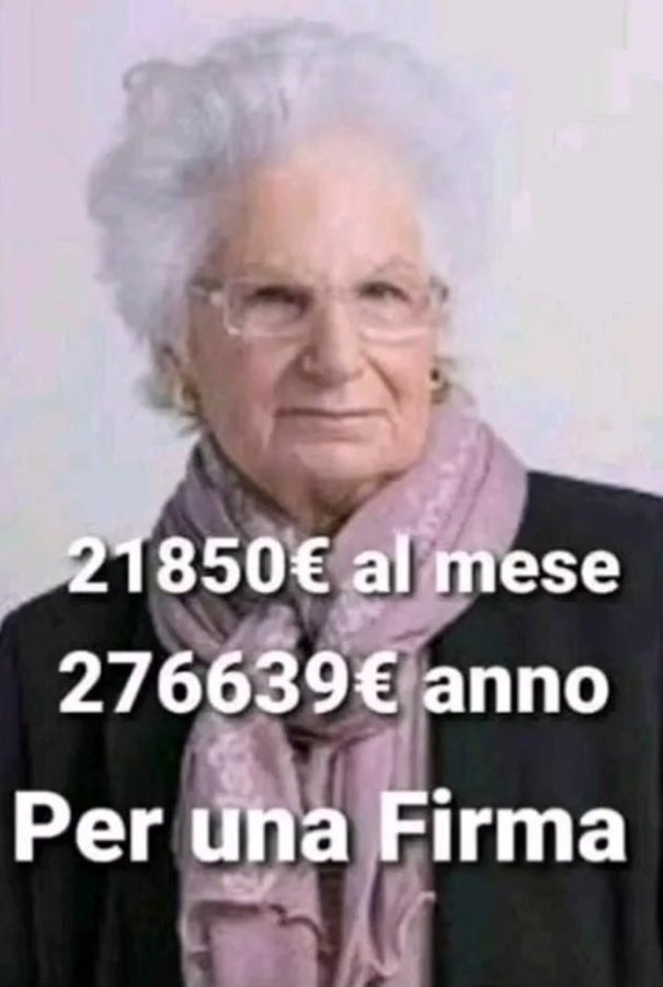 ADA79991318's tweet photo. @liliaragnar #MUTOOOO #UN #CAZZOOOO👹👹👹👿#IOOO #STO #INCAZZATA #NERAAAA👹👹👿😭😭QUESTAAAA PRENDE 21850MILA€ AL MESE PER TENERE IL CULOOO IN POLTRONA 👿👿👿 https://t.co/NBwHNKZ7w0
