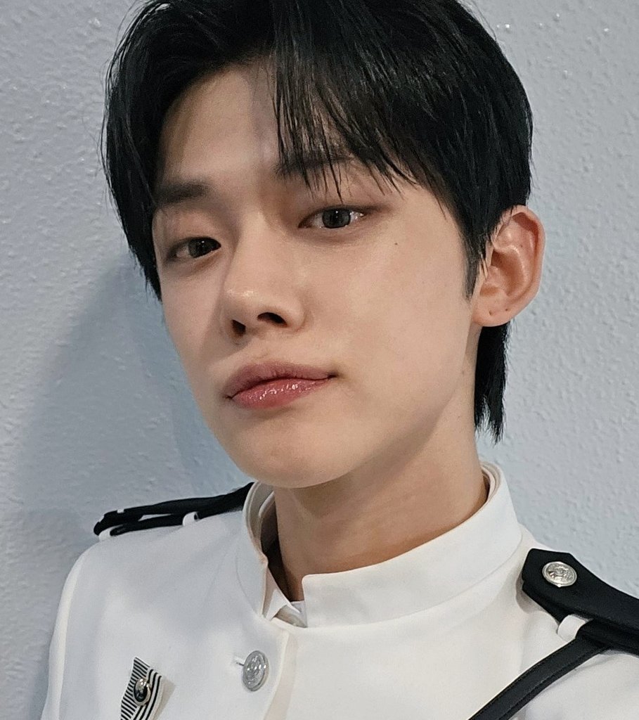 yeonjunHD's tweet photo. 🤍 https://t.co/2FwhtGN0TA