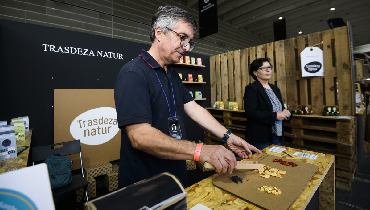 👩‍🍳GASTRONOMÍA | Cando pensas que o probaches todo... chega Etiqueta Negra e innova co queixo (<a href="/queseriagalmara/">Queseria Galmara</a>) , o café (<a href="/CafeGonzalo/">Club del Café</a>) , as froitas (<a href="/trasdezanatur/">Trasdeza Natur</a>)  ou a limonada 

pontevedraviva.com/xeral/99519/pi…