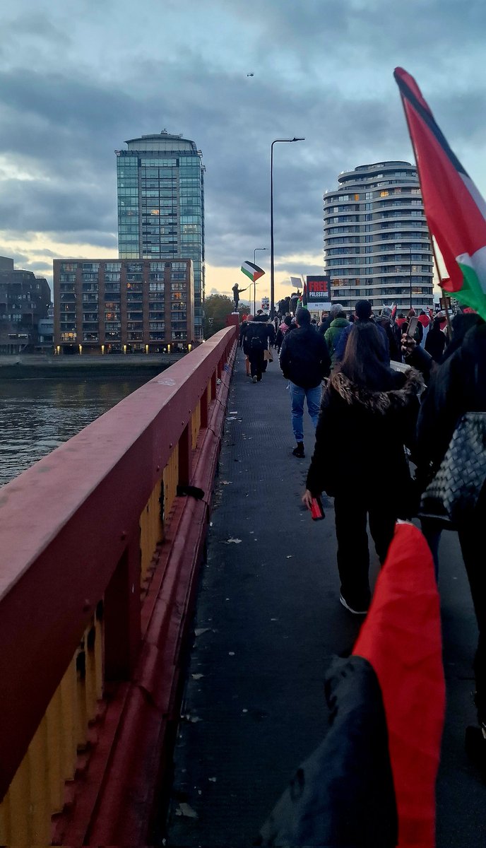 JerseyPSC's tweet photo. 7.🧵
This is what ❤️ looks like in action!
#CeasefireInGazaNOW
#FreePalestine
#AllOutForPalestine
#HumanityRises https://t.co/wB1GI3CGKA