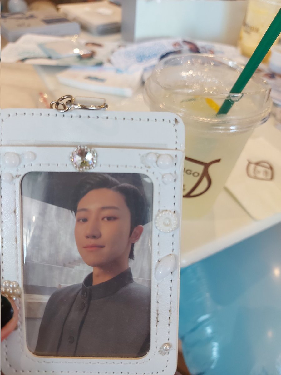 sarryna_'s tweet photo. Happy Birthday, Hao! 🎂🥳
Thank you @lovecloudhao dahil may naiuwi kahit nahuli! 🩵
Beh isasama kita sa pagsimba ko later. 😆
#LoveCloudHao https://t.co/S4wSpA62Ho