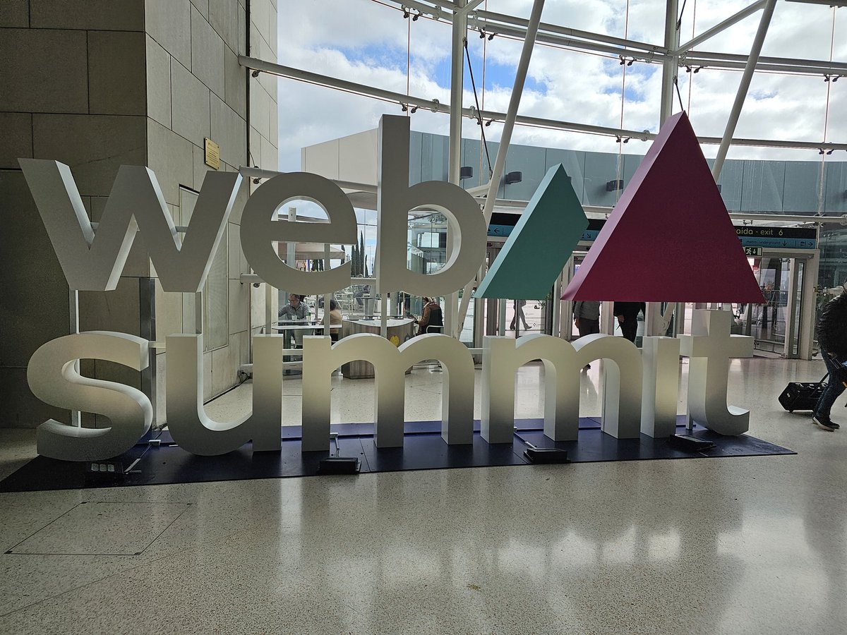 Gravity Incubator tweet media