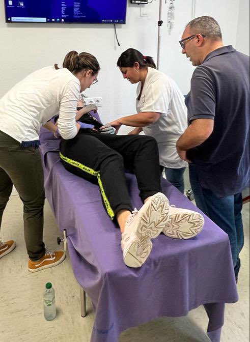 CTF_ASACEC's tweet photo. Finalizamos “511 curso #ATLS” Organizado la @aecirujanos con alumnos de toda España. Tres días de intensa dedicación por parte de los docentes. Enhorabuena. #asacec #CHUAC https://t.co/DL5i0mdqTf