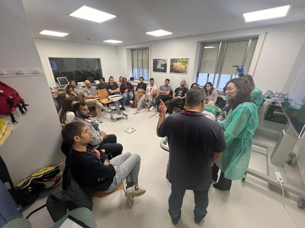 CTF_ASACEC's tweet photo. Finalizamos “511 curso #ATLS” Organizado la @aecirujanos con alumnos de toda España. Tres días de intensa dedicación por parte de los docentes. Enhorabuena. #asacec #CHUAC https://t.co/DL5i0mdqTf