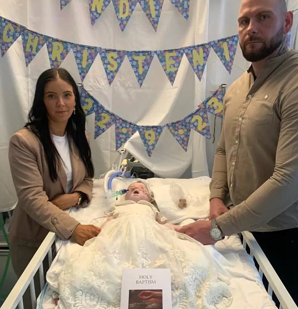 mathryn_m's tweet image. Wow: This “not religious” yet loving dad used logical reasoning—a gift from God—to care for the eternal life of his daughter, who was taken hostage by the UK government. Please pray for this family. 

“The father of 8-month-old Indi Gregory says he is not religious. But he’s…
