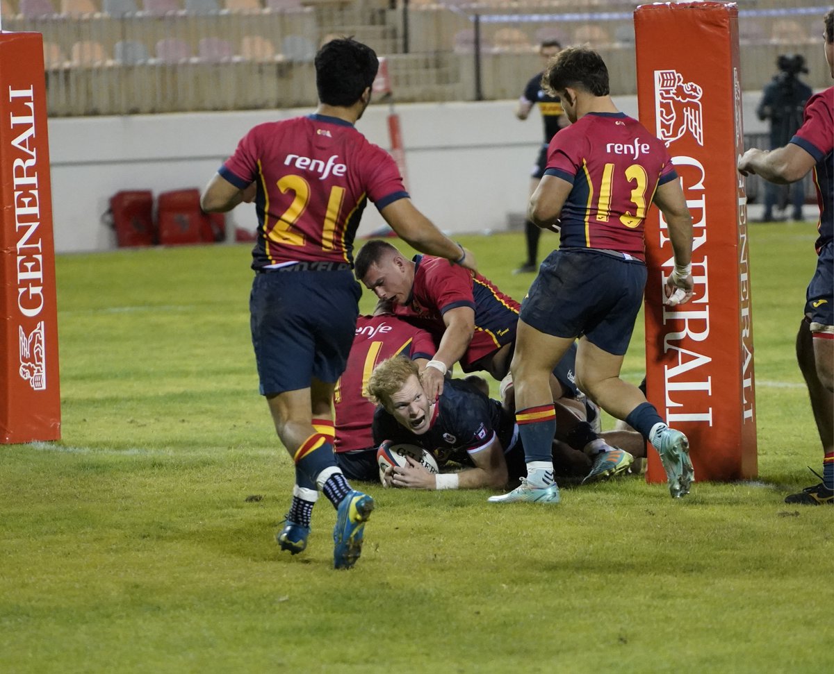 Mitch Richardson scored his first ever try 🏉 for Canada's Men's Rugby Team on Saturday night against Spain 👏 #RugbyCA | @DHLRugby