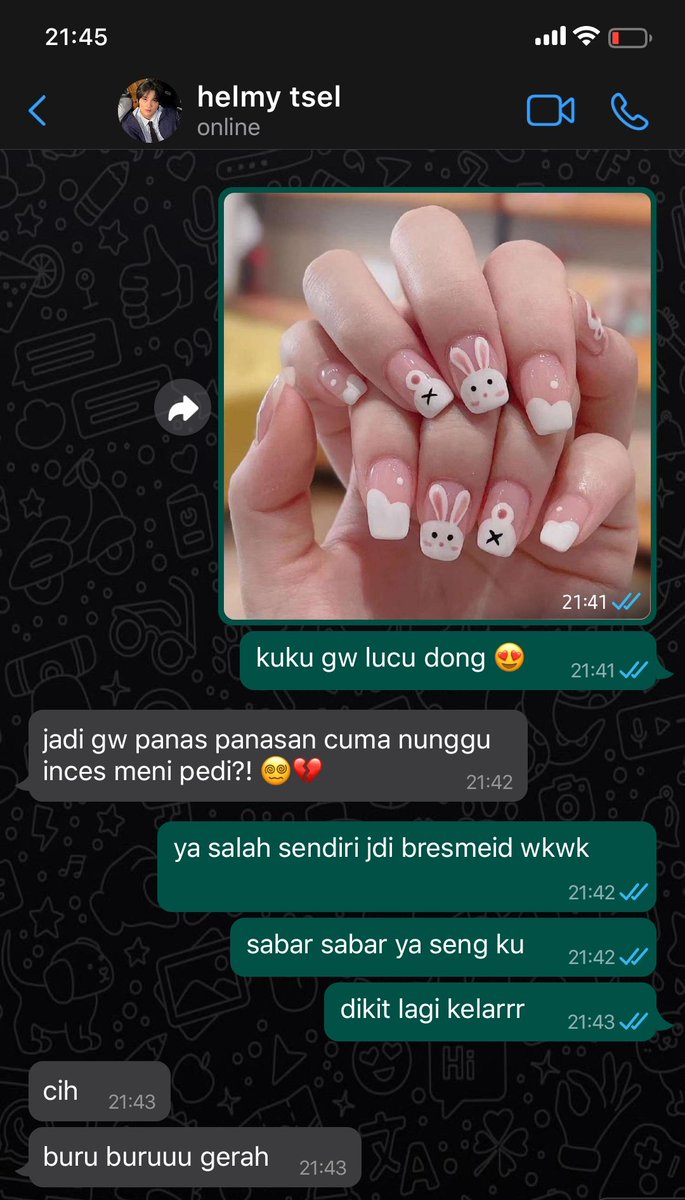 hclly's tweet photo. 86. pamer kuku ke helmy. https://t.co/YUU6TyiqyG