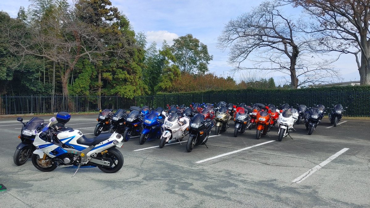 oogamikase's tweet image. #ZZR1100
#ZX11
浜松で　
イレブンと鰻を満喫～😆🎵🎵
運営の皆さん　有り難う御座いました🙏
そしてお疲れ様でした～