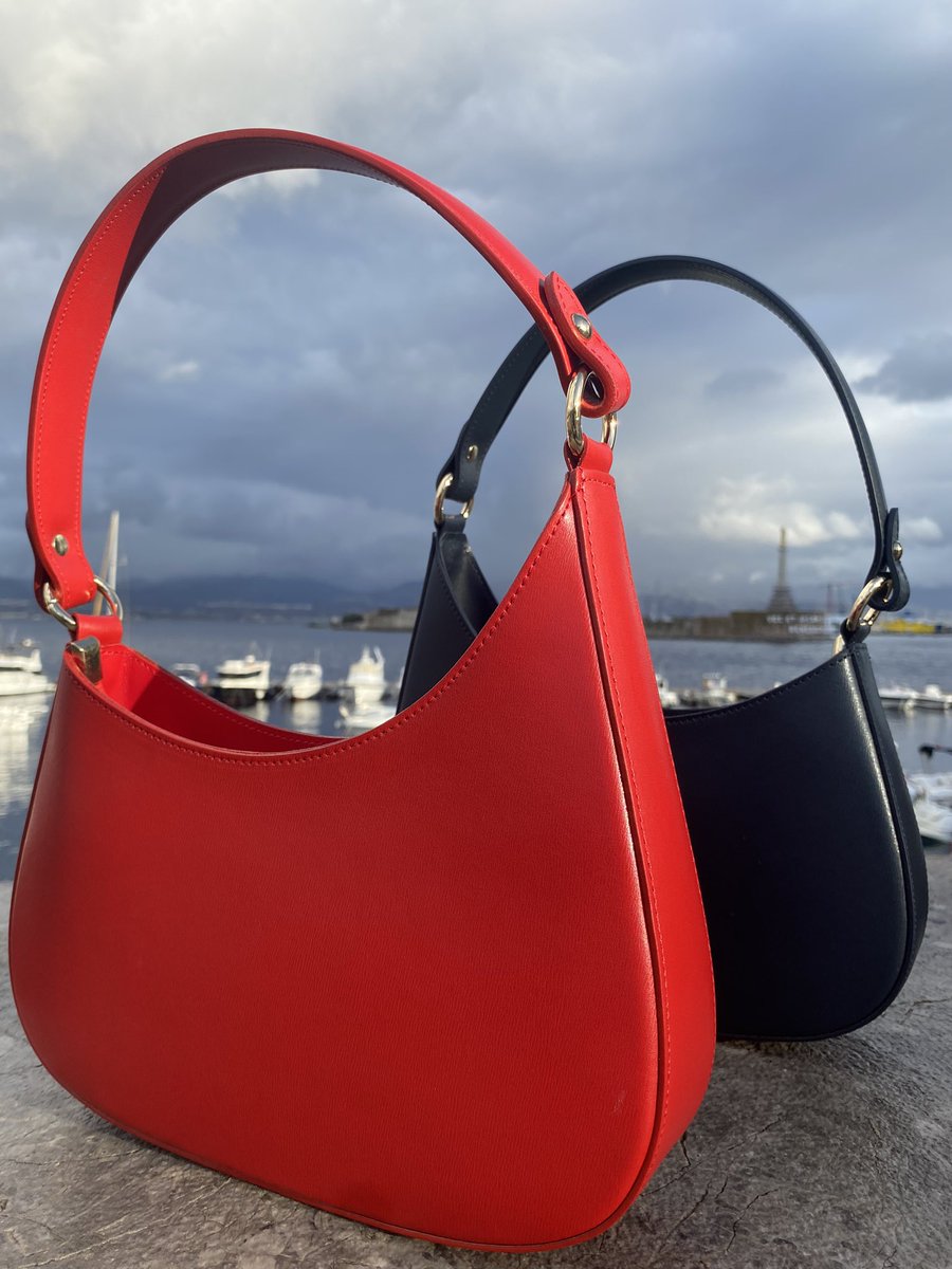 BIBIBAG's tweet photo. Elegante, dallo spiccato design e funzionale. È la “Oval Bag” by Bibi Bag.

𝙁𝙞𝙣𝙤 𝙖𝙡 30 𝙣𝙤𝙫𝙚𝙢𝙗𝙧𝙚 𝙥𝙪𝙤𝙞 𝙖𝙘𝙦𝙪𝙞𝙨𝙩𝙖𝙧𝙡𝙖 𝙤𝙣𝙡𝙞𝙣𝙚 𝙨𝙪𝙡 𝙣𝙤𝙨𝙩𝙧𝙤 𝙨𝙞𝙩𝙤 𝙘𝙤𝙣 𝙡𝙤 𝙨𝙘𝙤𝙣𝙩𝙤 𝙙𝙚𝙡 10%

Codice sconto: BIBIPROMO-10

👉 https://t.co/lF7NFWQOBR https://t.co/jqzZyX7HIz