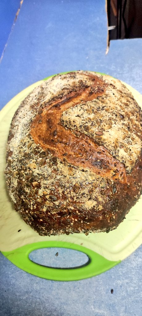 traduceman's tweet image. Llevo todo el fin de semana emPANado😅. La tostada del desayuno ha sido de órdago. #panarra #bakingbread #masamadre #panaderocasero #pan