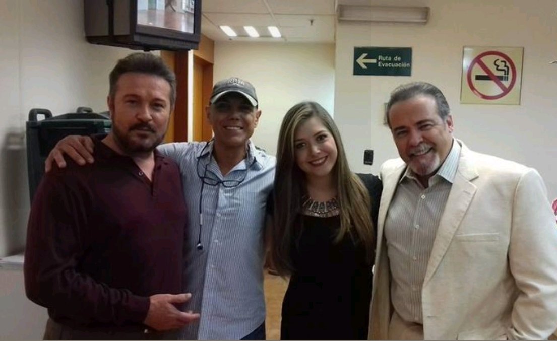 cuchara1919's tweet photo. César y Arturo Peniche https://t.co/Kq79XecRpq
