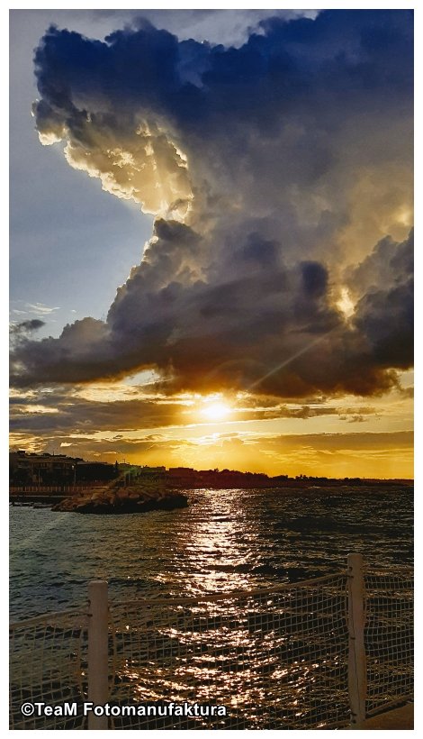 kometbloxpl's tweet photo. Schönen Sonntag!
https://t.co/aenWphkEiJ
#photography #photo #photographylovers #nikon #sonne #sunshine #sunset #beach #memoryofsummer #landscapephotography #beatifullandscapes #Italy
@voguemagazine @VoguePolska @BritishVogue @elle_es @ELLEmagazine @EllePolska @glamour_beauty https://t.co/JaLznUMbQ1