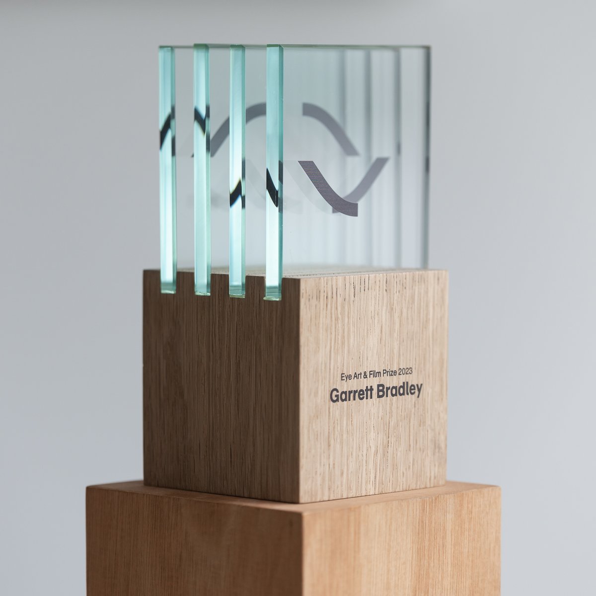 Uitreiking Eye Art &amp; Film Prize 2023 aan Garrett Bradley

De jaarlijkse prijs is bedoeld voor een kunstenaar die zich begeeft op het grensvlak van beeldende kunst en film. Vrijdagavond vond de uitreiking plaats, gevolgd door een Q&amp;A en een filmvertoning van Bradley's documentaire