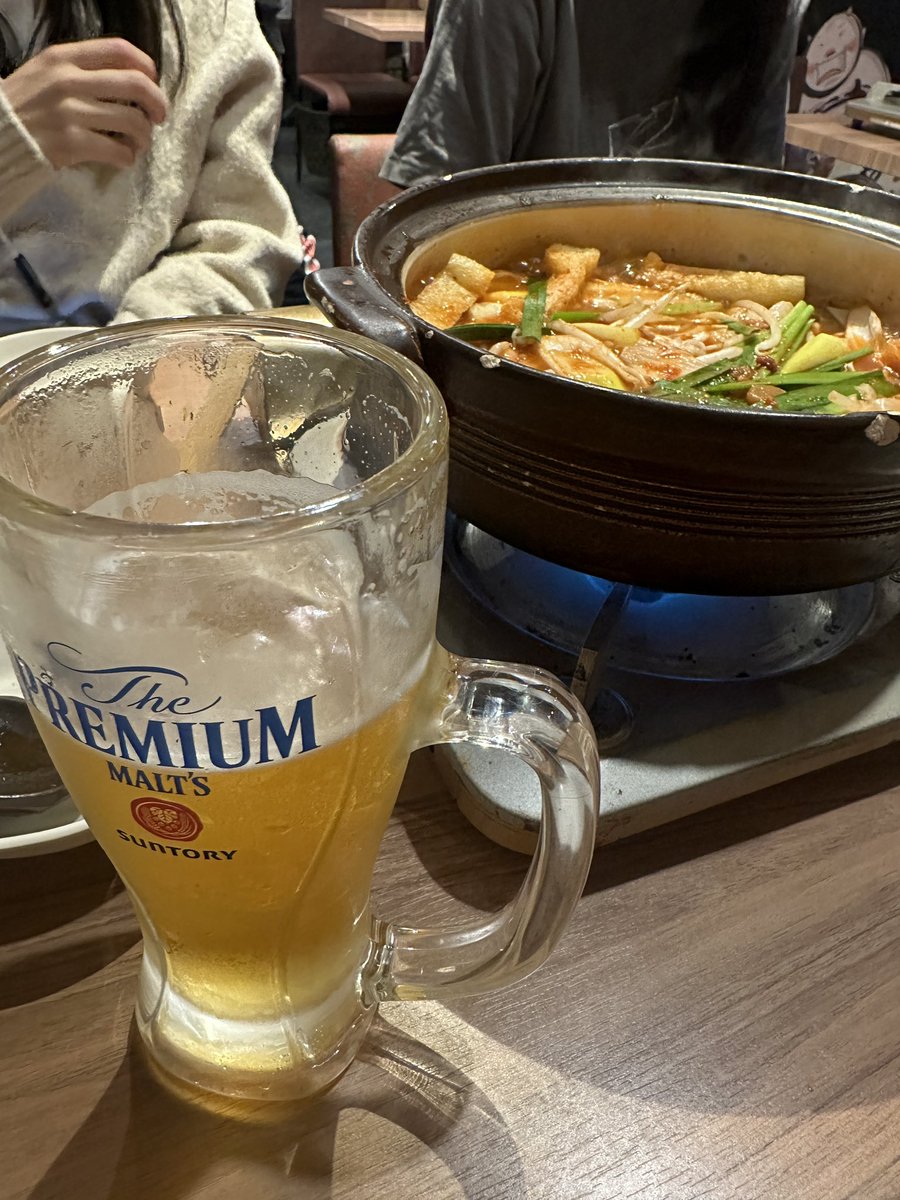 sauna_ao's tweet photo. 朝5時半起きで高尾山登ってサウナ入って鍋食べてきてめちゃくちゃいい休日だったけど、帰ってきたら途端ものすごく眠い https://t.co/f0WRBG6lGa