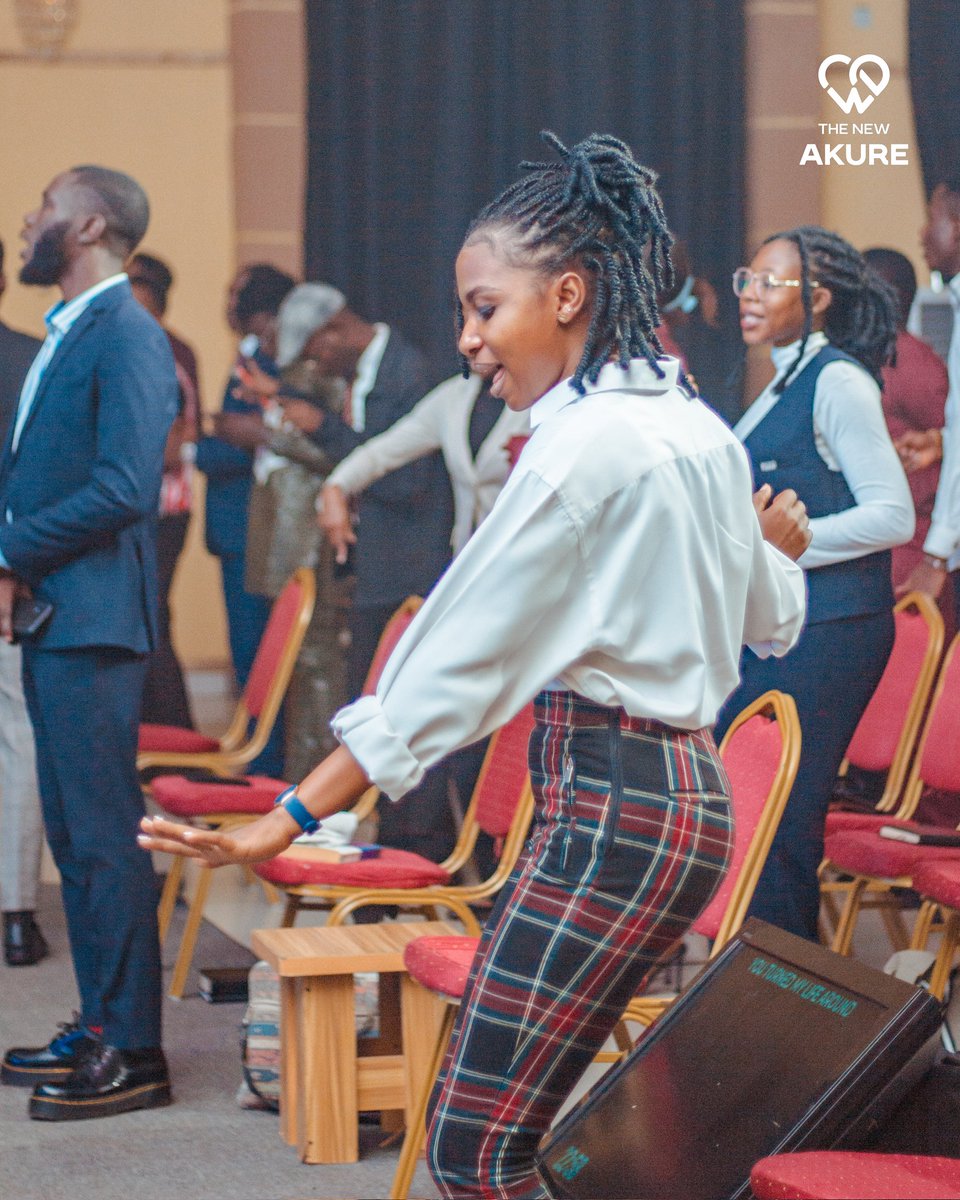 TheNew_Akure's tweet photo. Praise remains our guide for purpose begins with a heart full of praise !๐๐
Praise Received!
Identity Revealed!!
#RedefiningPurpose
#WeAreTheNew
#ilovethischurch https://t.co/ZBtvqe64iE