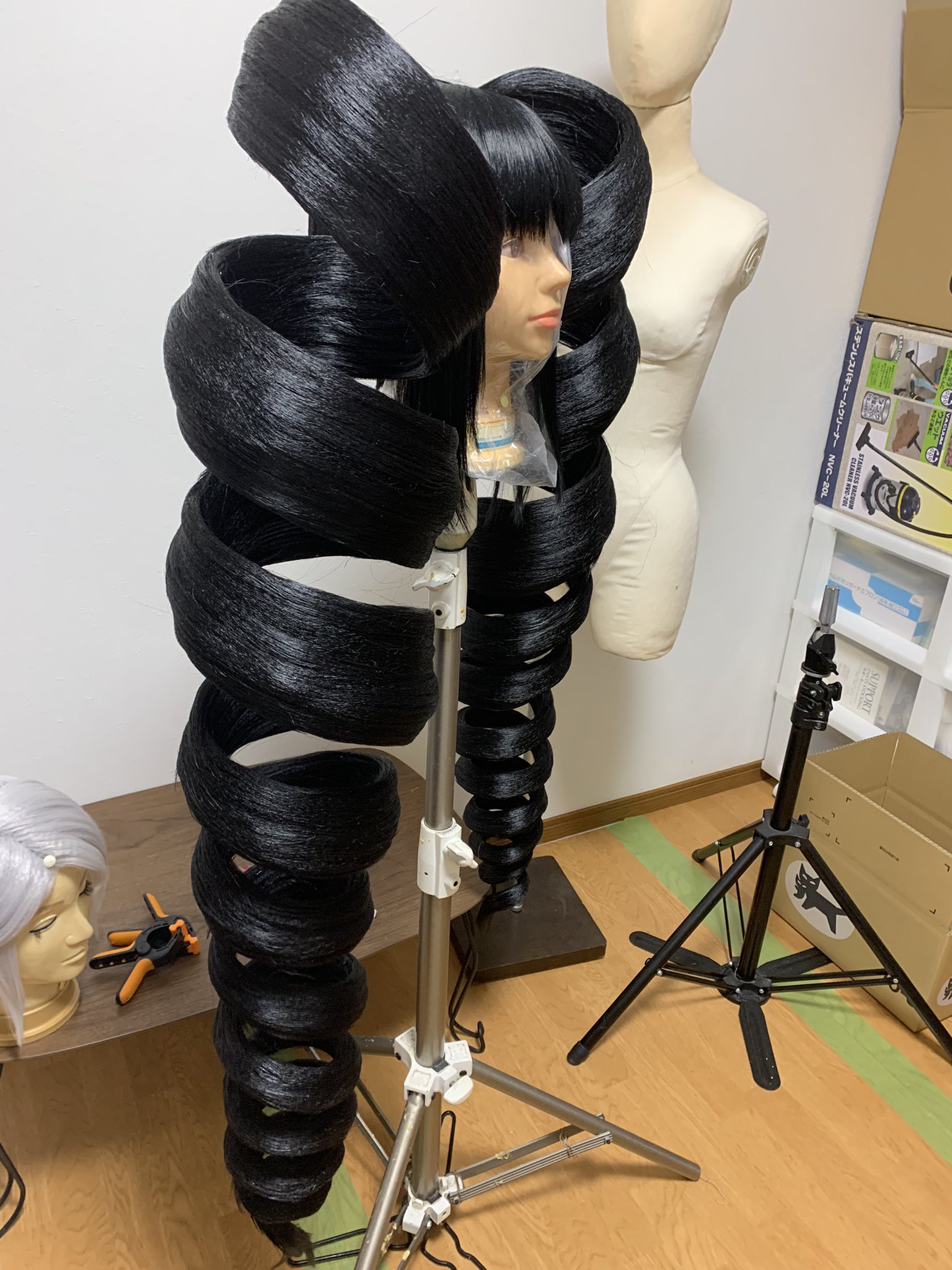 入荷now 買えない ウィッグ加工frontier  X: on コスプレウィッグ