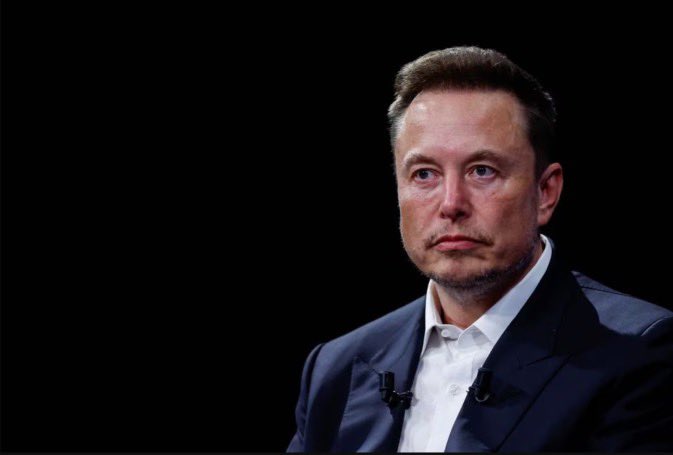Letrang1695556's tweet photo. Billionaire Elon Musk opens up about personal issues, admitting that sometimes he feels lonely and has a storm in his mind https://t.co/tPk4zsYk14