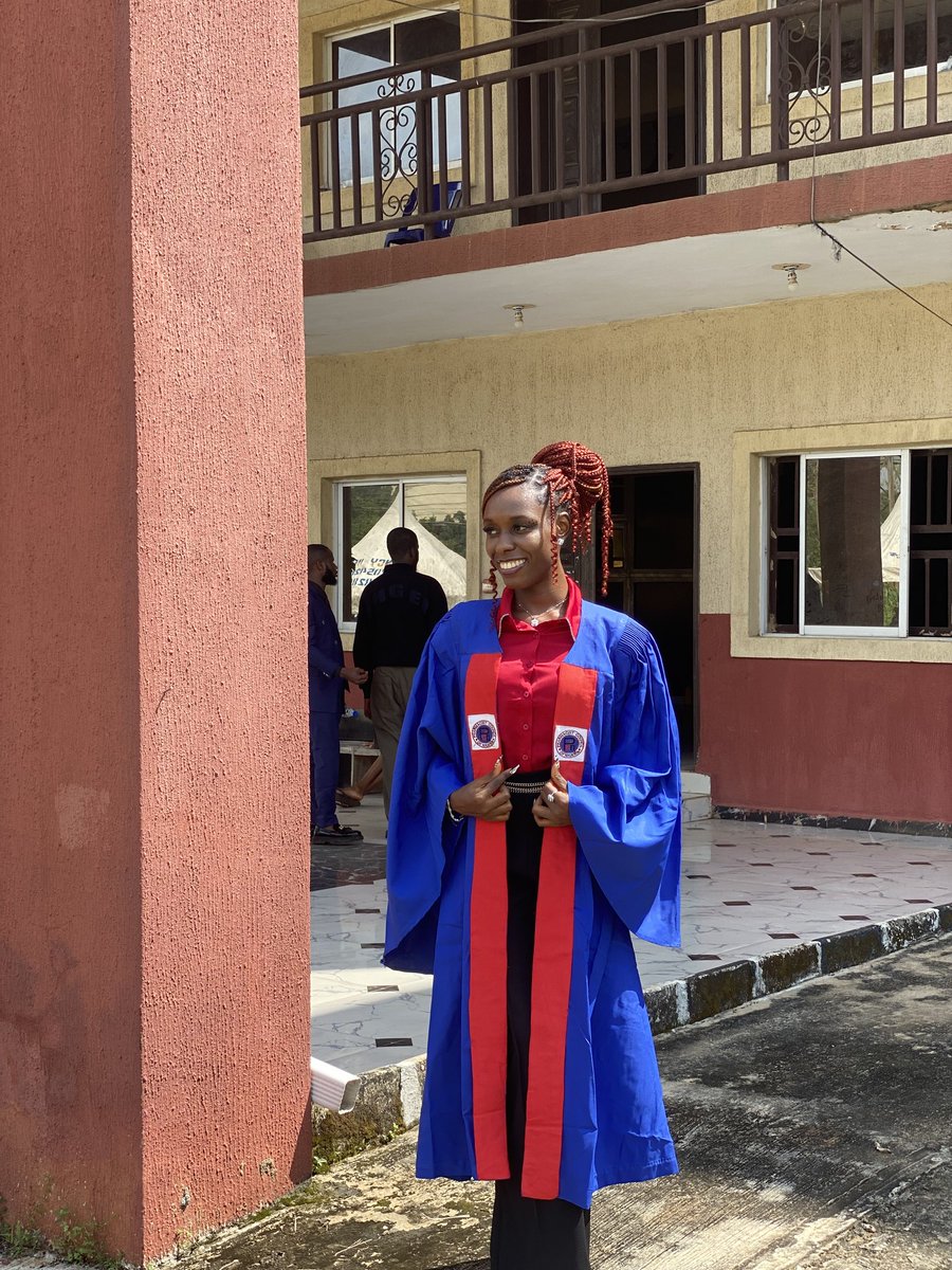 ๒є๓👩🏾‍🦱 tweet media