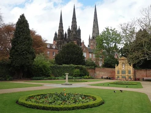 Dallas Collins RWA, MRSS, RCA. tweet media