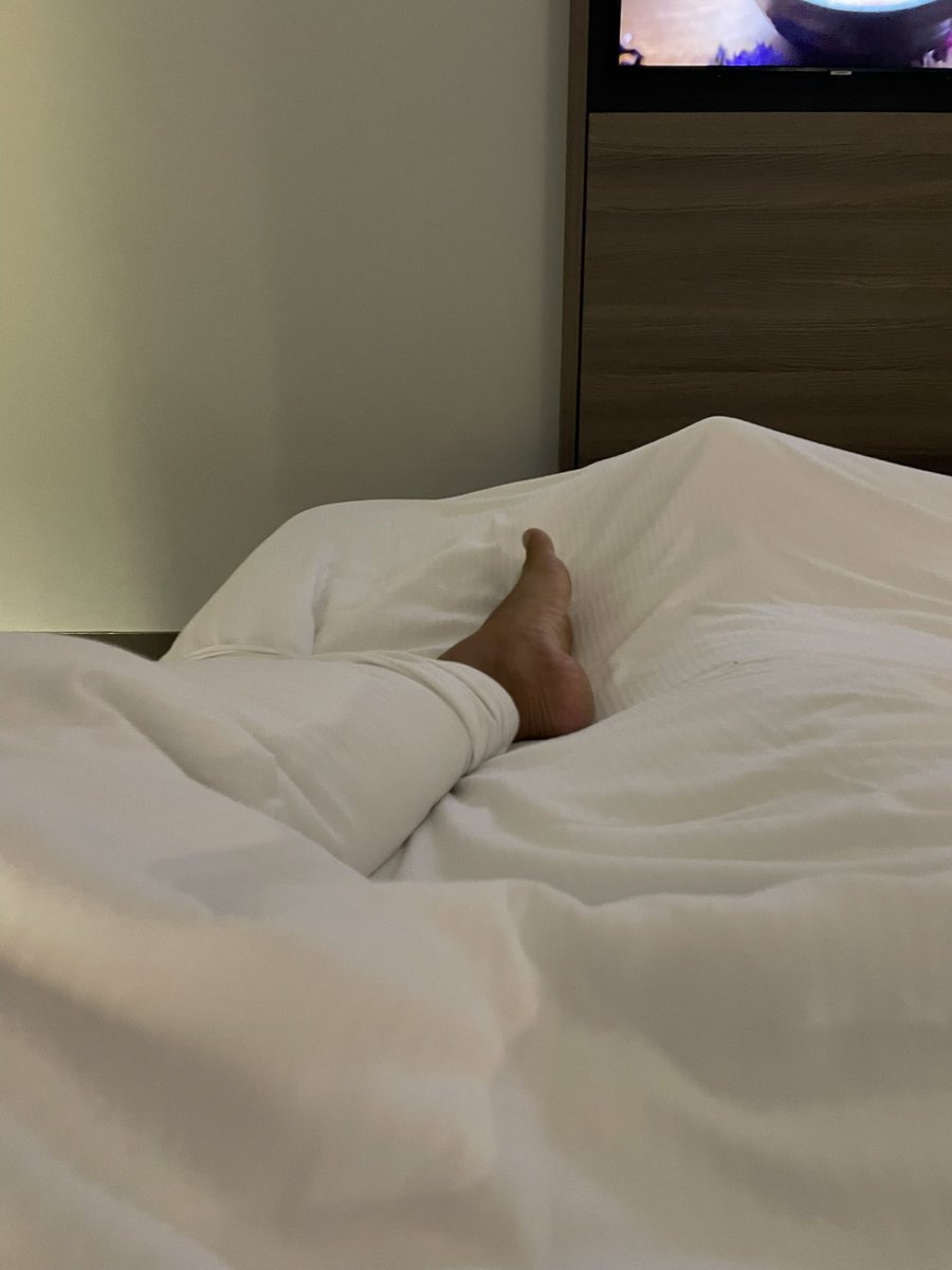 BMaikko's tweet photo. Relaxation tonight 🤩🤩 #feet_pic #feet_lover #feetcontent #feetfethish #feetpicsforsales #feetseller #fetichiste #pieds #selling_contents #sockssell #socks https://t.co/f8RmFSYEZI