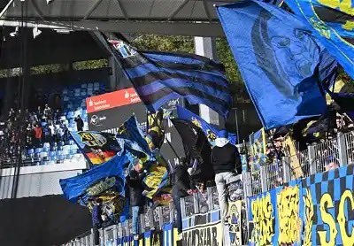 ultras1899_'s tweet image. FC Sarrebruck - Munich 1860 #Saarbrücken #SupportersClub95 #SC95 #ultras #Saarbruecken #VirageEst (11.11.23)