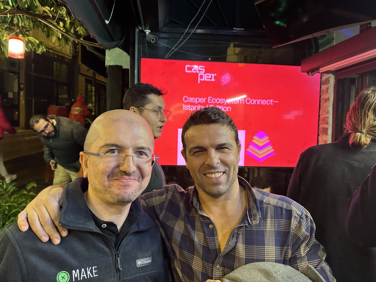Finally after more than two years since I’ve started this journey as Validator for @Casper_Network, I have the pleasure to meet in person @muhamm3tkara In Istambul! I told you I would have to give you a hug! 😂 👻#CasperNetwork #CSPR #SpeedyStaking