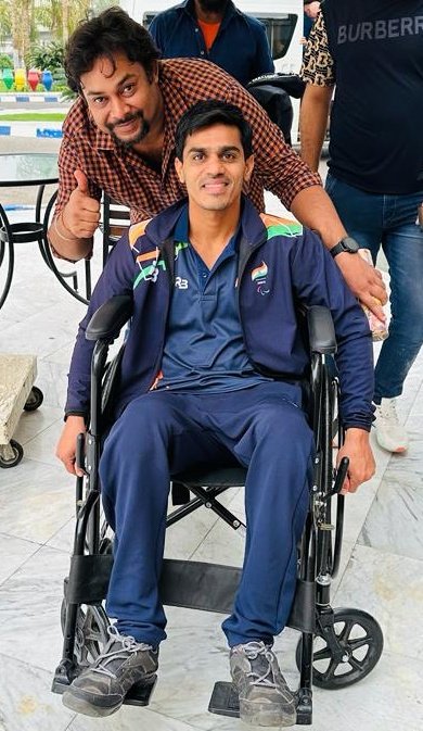 Proud moment to share a photo with swimmer chetanya kulkarni represent ing Paralympic from 🇮🇳. Best of luck..keep making  us proud. <a href="/narendramodi/">Narendra Modi</a> <a href="/PMOIndia/">PMO India</a> <a href="/jayashree0409/">JAYASHREE MAITI DUTTA</a> <a href="/VRMaritime199/">VR Maritime, RPSL MUM 199</a> <a href="/PrasharSdp/">Capt Sanjay Prashar</a> <a href="/maha_governor/">Governor of Maharashtra</a>