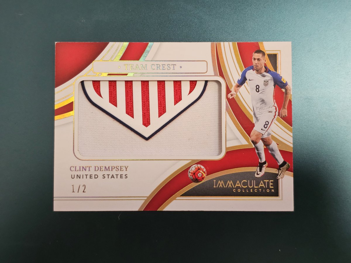 zhaowiw's tweet photo. 2022-23 Panini Immaculate Collection Clint Dempsey Team Crest 1/2 SSP @clint_dempsey 

🌐https://t.co/8B89OjBbaY

#ebay #Auction #thehobby https://t.co/soe9J3NVyU