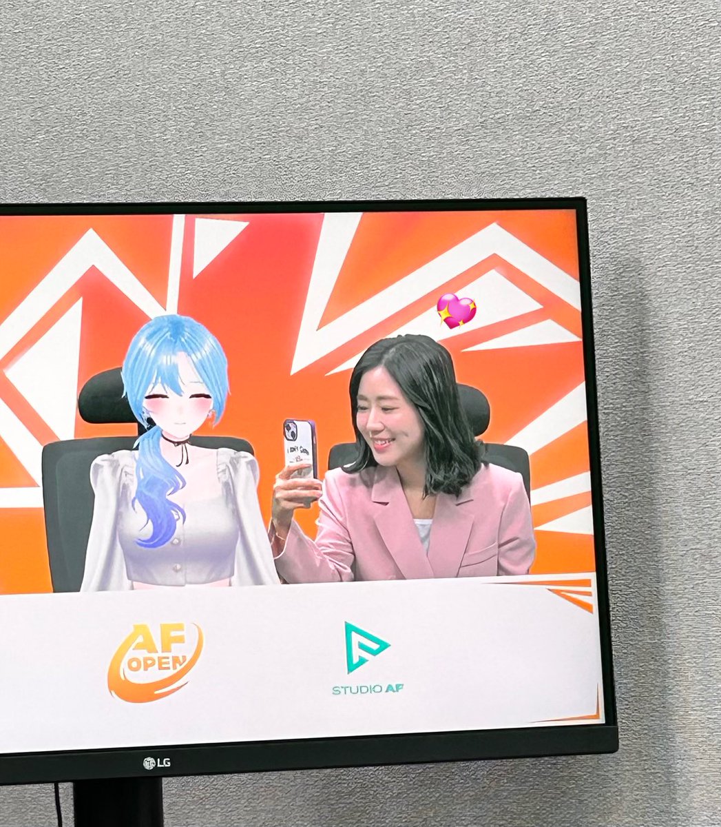 결희님이랑 투샷 🩷🥹 
오늘 AF OPEN 너무 재밌었어요 다들 최고야!