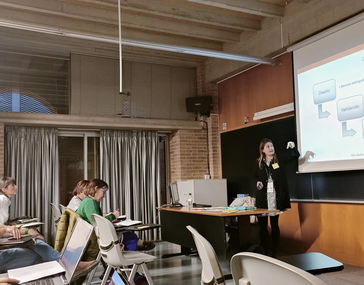 Este fin de semana hemos aprendido en los talleres GIELE en la U. de Girona: taller proyecto Finedesc con Natalia Laso de la U. de Barcelona