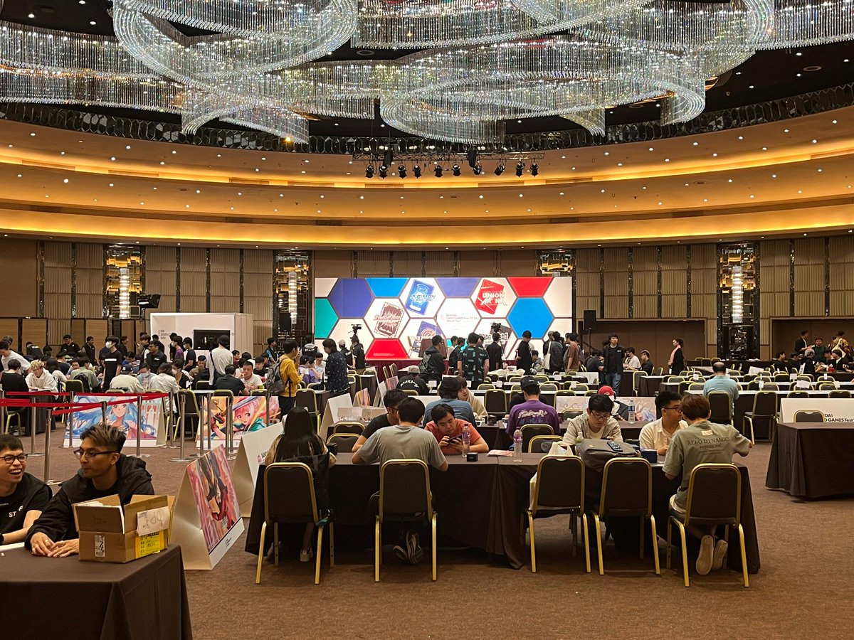 TFDtcg's tweet photo. BANDAI CARD GAMES Fest23-24 World Tour in Hong Kong S.A.R.　2023-11-11

熱い大会でとても楽しかった！

#デジカ
#デジモン 
#Digimon 
#デジモンカードゲーム
#Digimontcg
#TeamFD https://t.co/hx0Qk47uDw