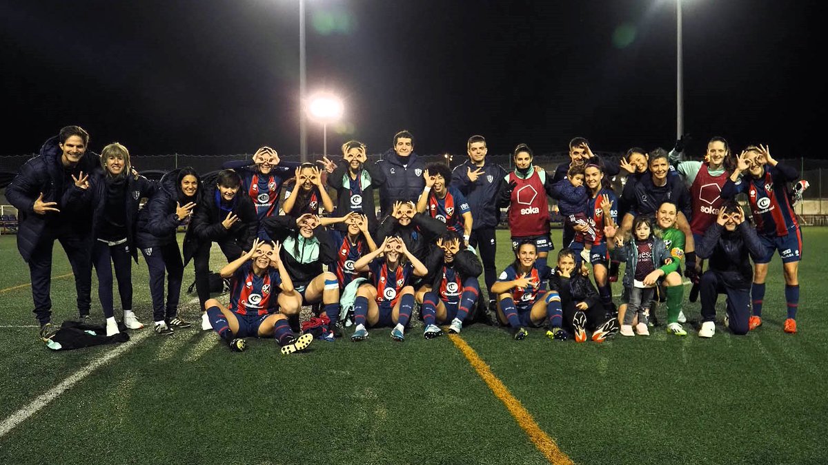 SDHuescaFem's tweet photo. ¡Buenos días, azulgranas!

😊✌️ https://t.co/Qf4d1QHemR